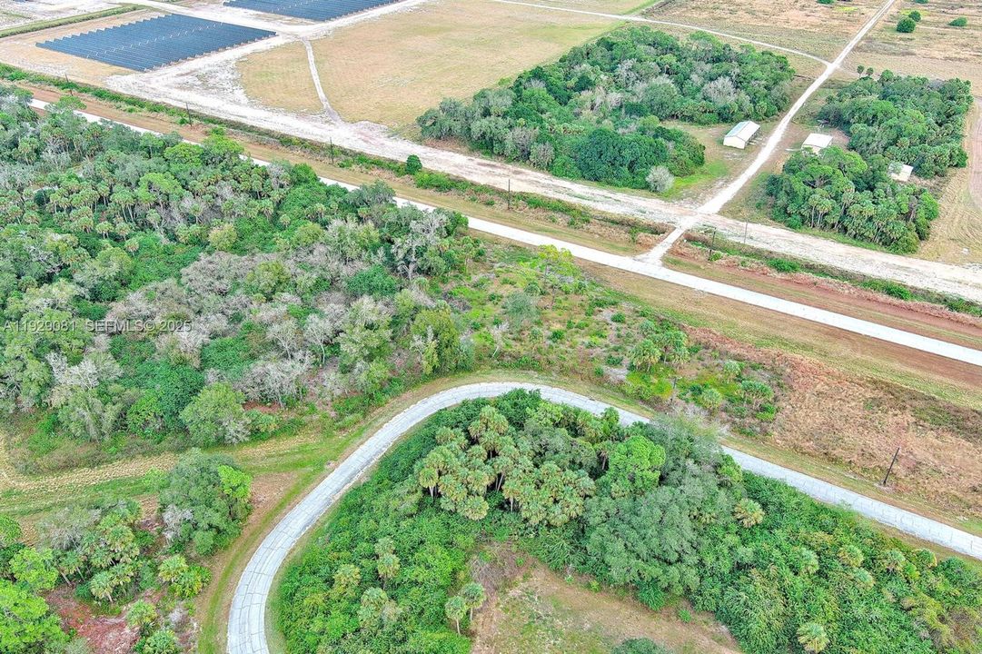 待售: $32,000 (0.27 acres)