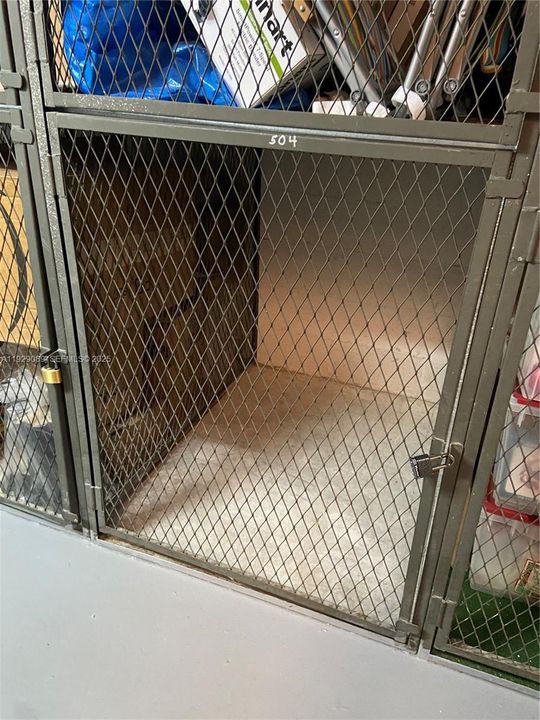 For Sale: $300,000 (2 beds, 2 baths, 1273 Square Feet)