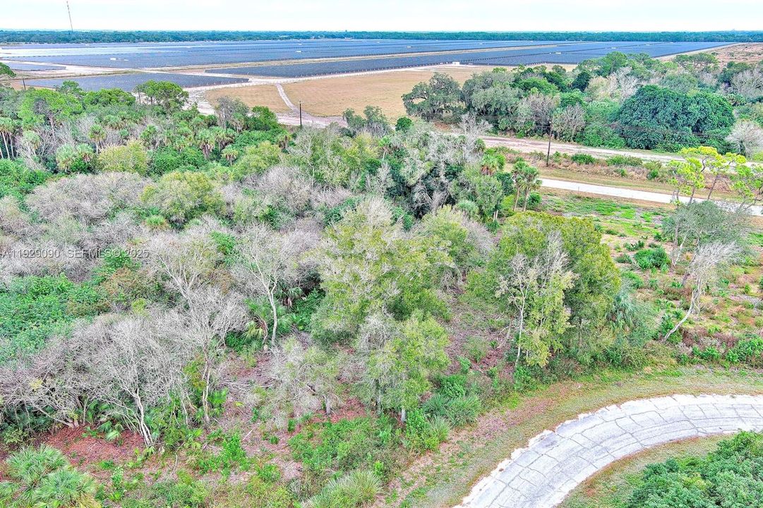 待售: $32,000 (0.27 acres)