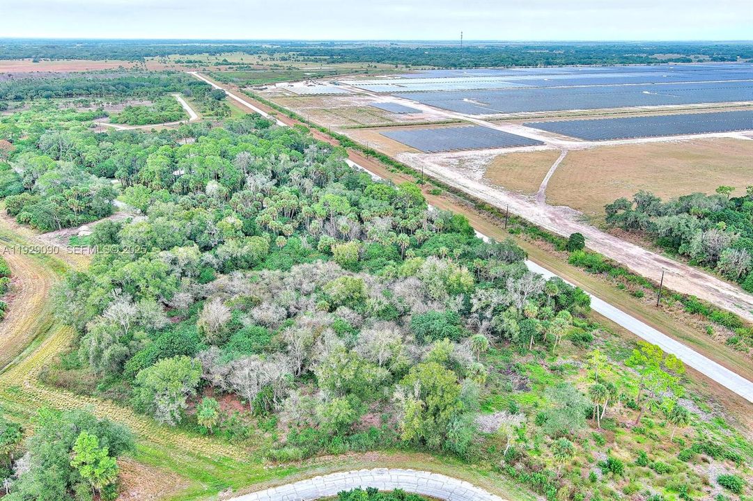 待售: $32,000 (0.27 acres)