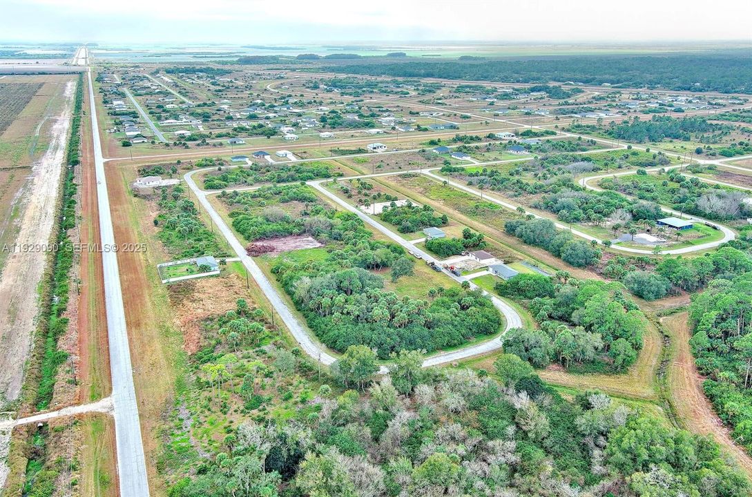 待售: $32,000 (0.27 acres)