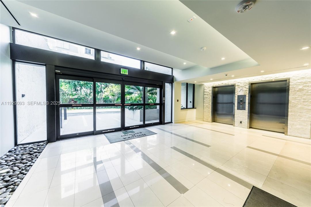 В аренду: $6,400 (3 спален, 2 ванн, 1600 Квадратных фут)