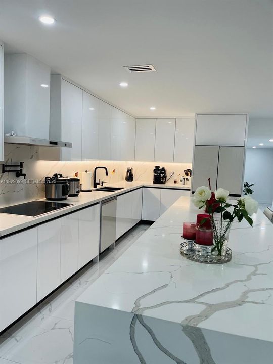 На продажу: $635,000 (3 спален, 2 ванн, 1286 Квадратных фут)