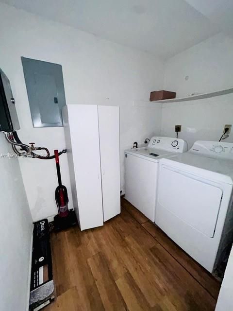 出租: $3,900 (3 贝兹, 2 浴室, 1814 平方英尺)