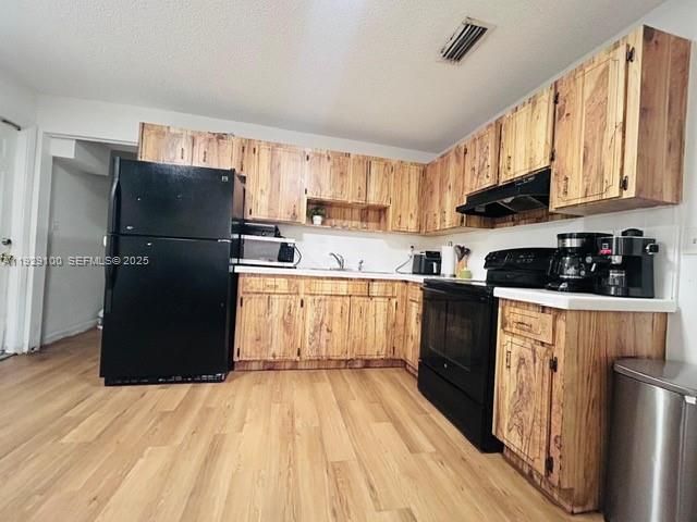 出租: $3,900 (3 贝兹, 2 浴室, 1814 平方英尺)