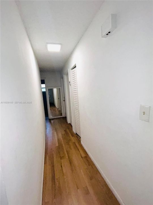 出租: $3,900 (3 贝兹, 2 浴室, 1814 平方英尺)