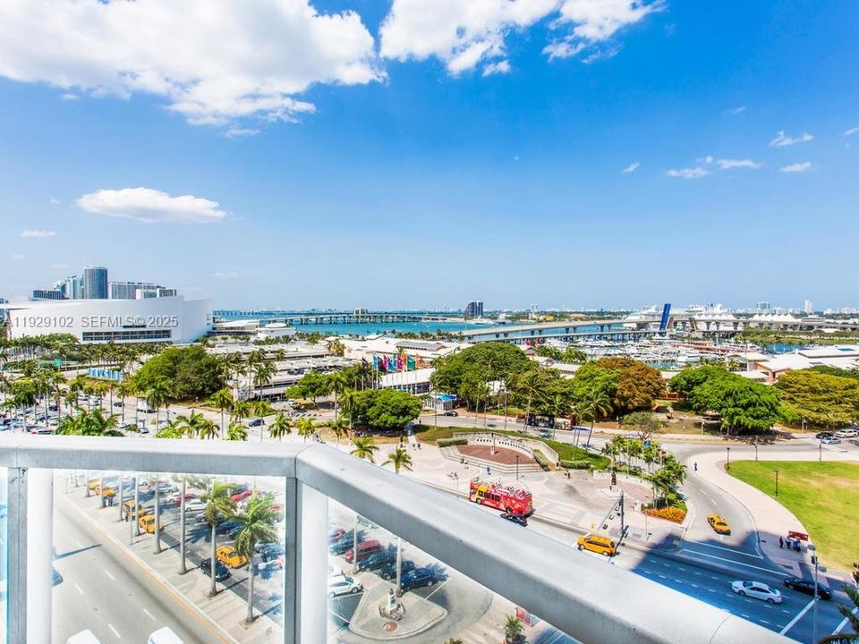 В аренду: $4,450 (2 спален, 2 ванн, 1474 Квадратных фут)