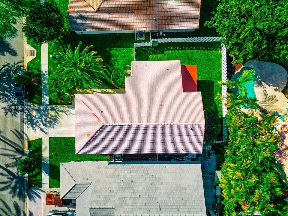 For Sale: $730,000 (4 beds, 2 baths, 2608 Square Feet)