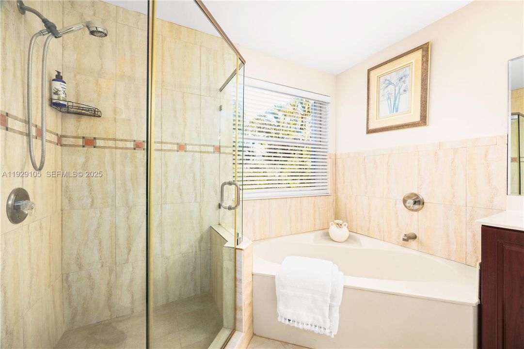 For Sale: $730,000 (4 beds, 2 baths, 2608 Square Feet)