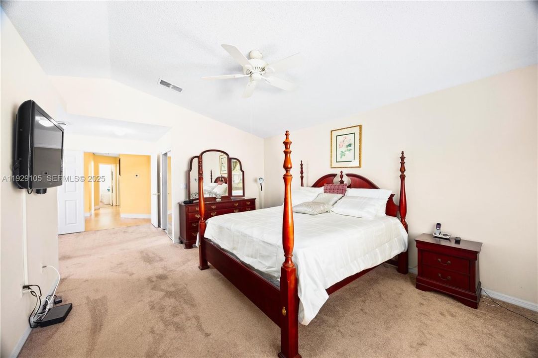 For Sale: $730,000 (4 beds, 2 baths, 2608 Square Feet)