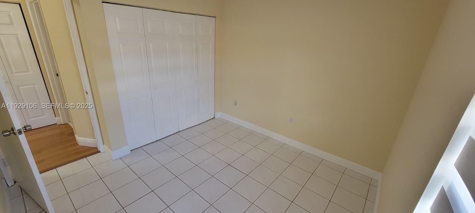 For Rent: $2,850 (3 beds, 2 baths, 1128 Square Feet)