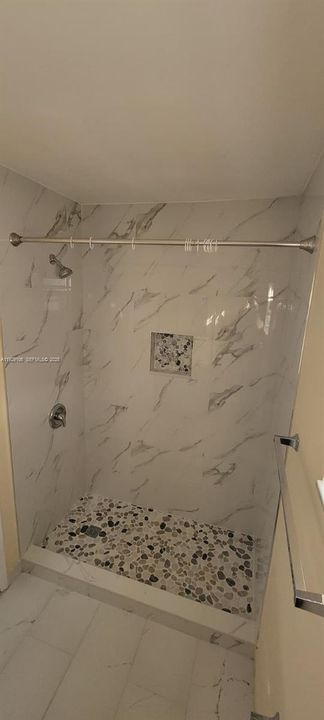 For Rent: $2,850 (3 beds, 2 baths, 1128 Square Feet)