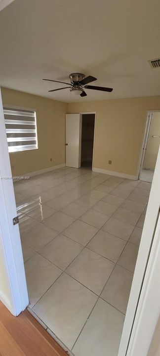 For Rent: $2,850 (3 beds, 2 baths, 1128 Square Feet)