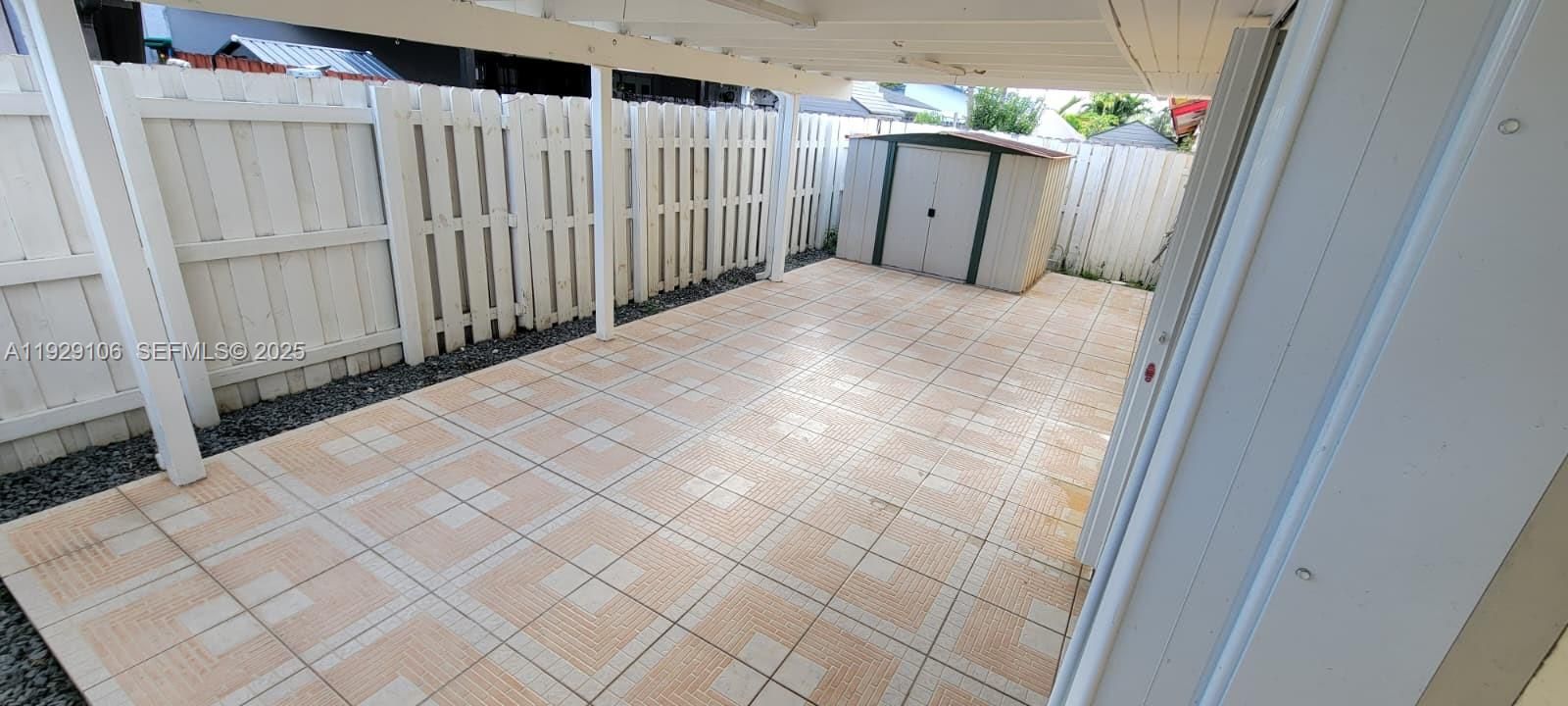 For Rent: $2,850 (3 beds, 2 baths, 1128 Square Feet)