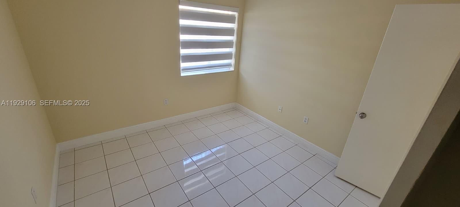 For Rent: $2,850 (3 beds, 2 baths, 1128 Square Feet)