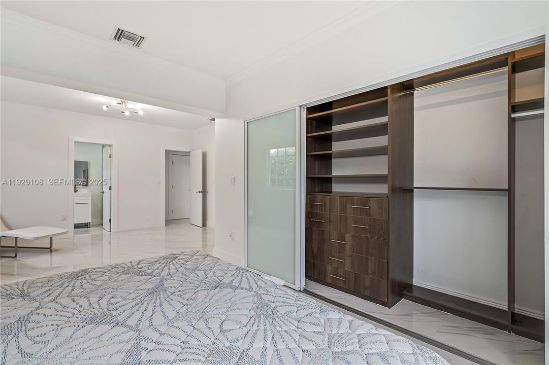 For Rent: $9,000 (4 beds, 3 baths, 2446 Square Feet)