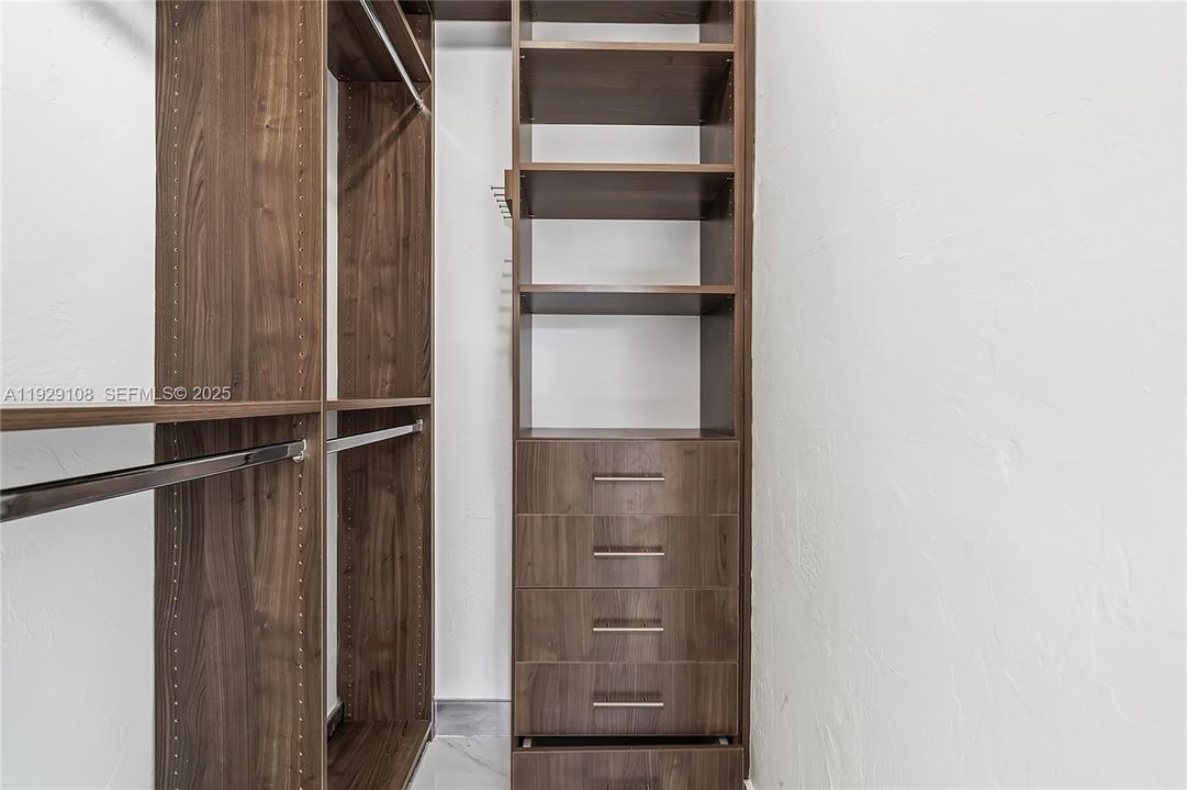 For Rent: $9,000 (4 beds, 3 baths, 2446 Square Feet)