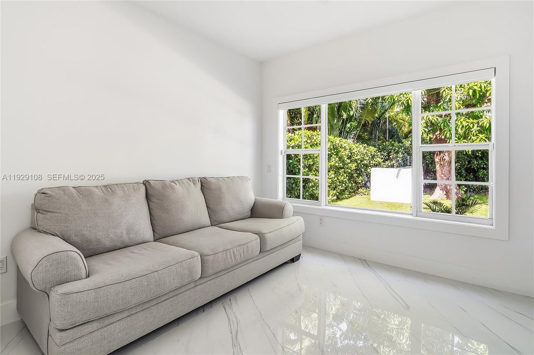 For Rent: $9,000 (4 beds, 3 baths, 2446 Square Feet)