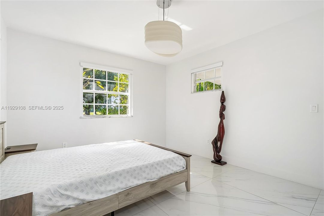 For Rent: $9,000 (4 beds, 3 baths, 2446 Square Feet)