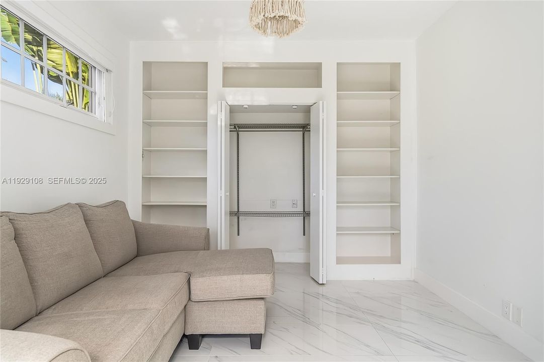 For Rent: $9,000 (4 beds, 3 baths, 2446 Square Feet)