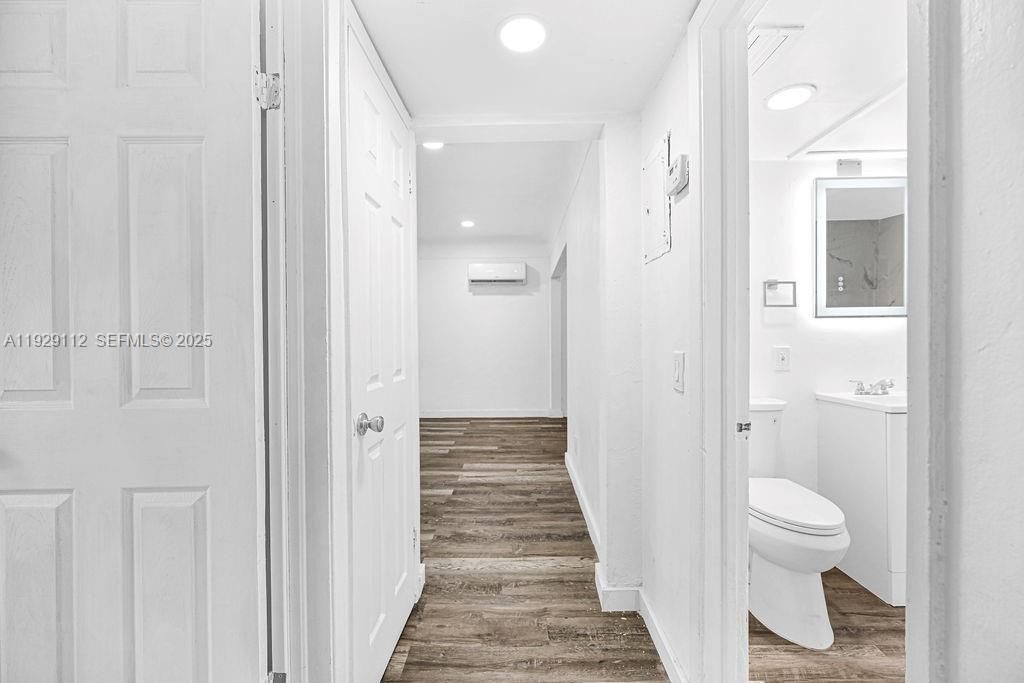 For Rent: $2,450 (3 beds, 1 baths, 2599 Square Feet)