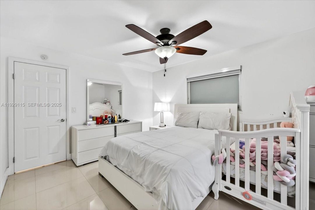 En Venta: $540,000 (3 camas, 2 baños, 1268 Pies cuadrados)