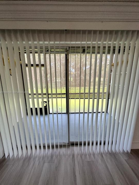 На продажу: $219,000 (2 спален, 2 ванн, 949 Квадратных фут)