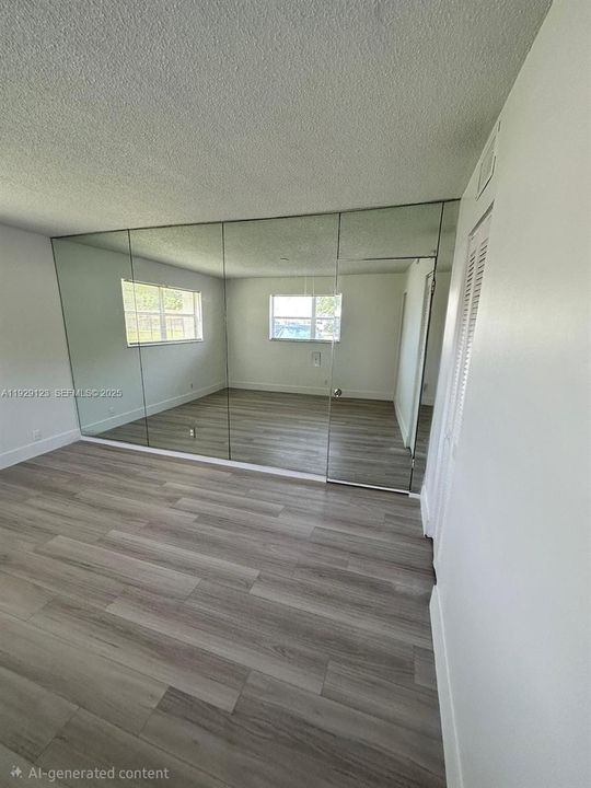 На продажу: $219,000 (2 спален, 2 ванн, 949 Квадратных фут)