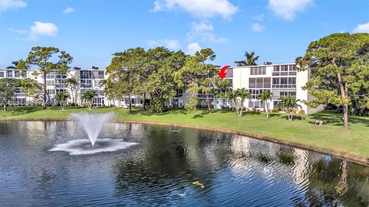 На продажу: $229,000 (2 спален, 2 ванн, 1000 Квадратных фут)