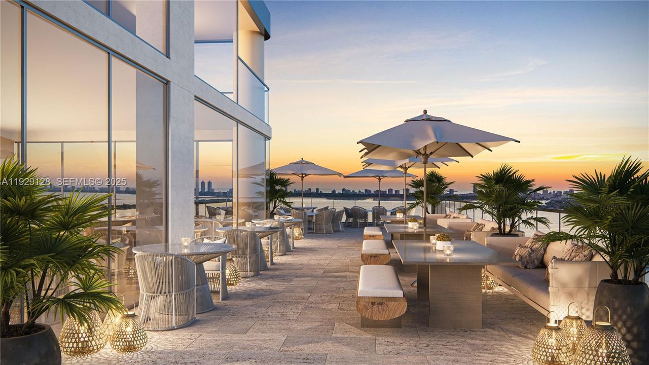 出租: $13,500 (4 贝兹, 5 浴室, 2636 平方英尺)