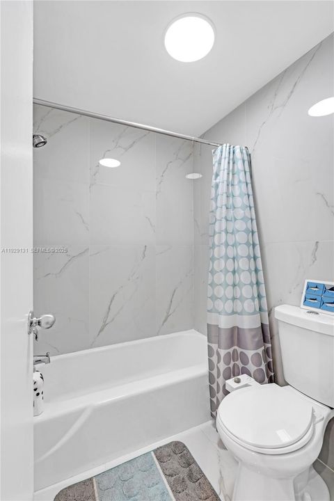 В аренду: $2,200 (1 спален, 1 ванн, 600 Квадратных фут)