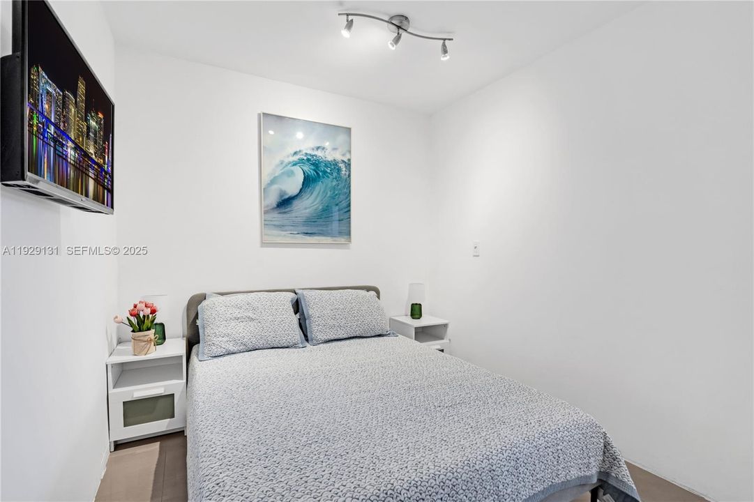 В аренду: $2,200 (1 спален, 1 ванн, 600 Квадратных фут)