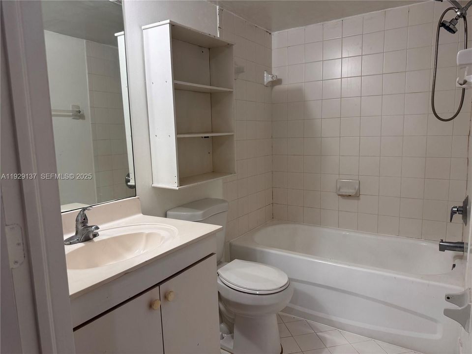 For Rent: $1,790 (2 beds, 2 baths, 822 Square Feet)