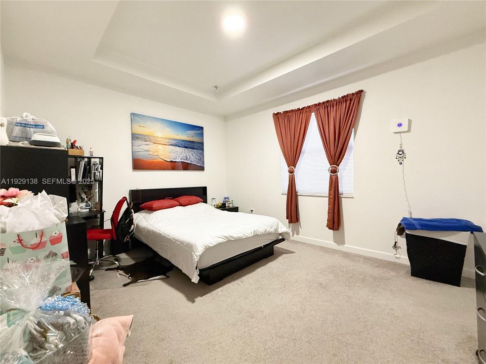 В аренду: $2,800 (3 спален, 2 ванн, 1483 Квадратных фут)