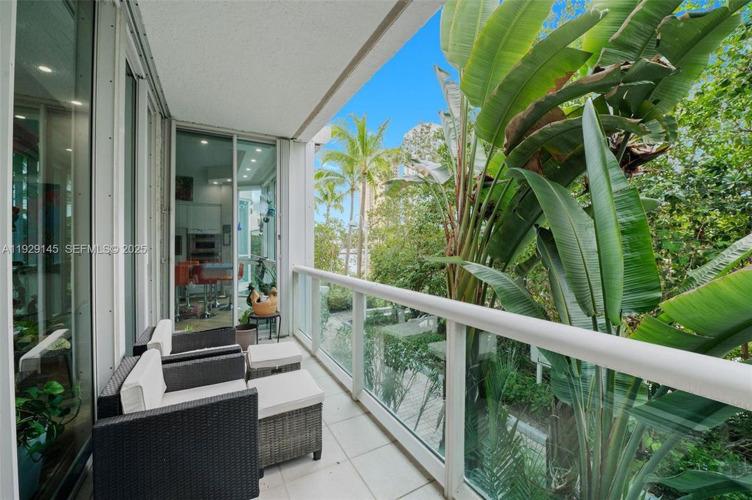 На продажу: $2,699,000 (3 спален, 3 ванн, 3780 Квадратных фут)