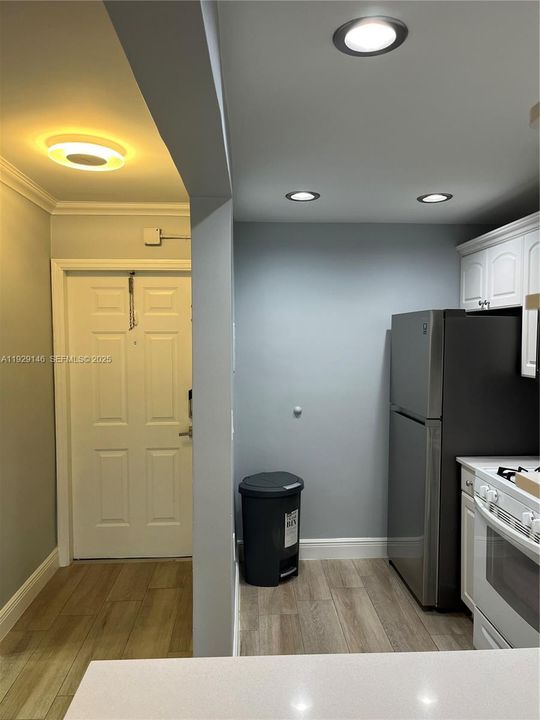 For Rent: $2,600 (2 beds, 2 baths, 960 Square Feet)