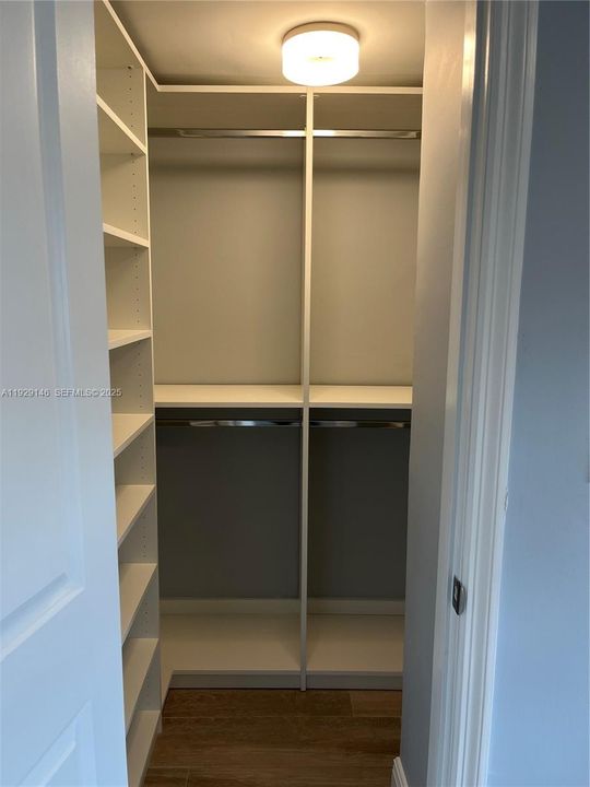 For Rent: $2,600 (2 beds, 2 baths, 960 Square Feet)