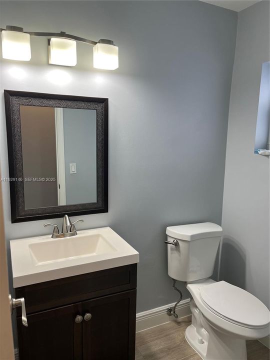 For Rent: $2,600 (2 beds, 2 baths, 960 Square Feet)