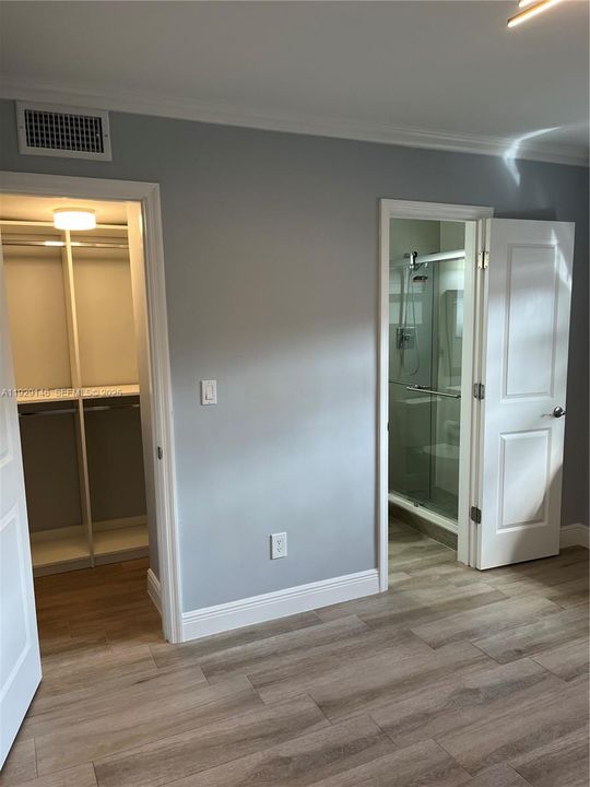 For Rent: $2,600 (2 beds, 2 baths, 960 Square Feet)