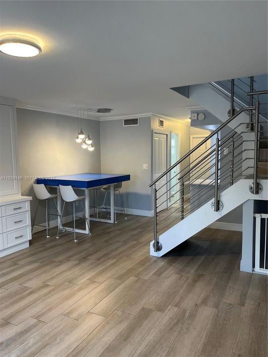 For Rent: $2,600 (2 beds, 2 baths, 960 Square Feet)