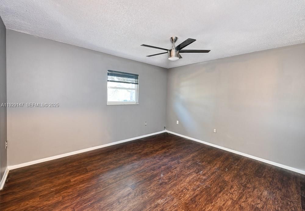 For Sale: $166,450 (3 beds, 2 baths, 1224 Square Feet)