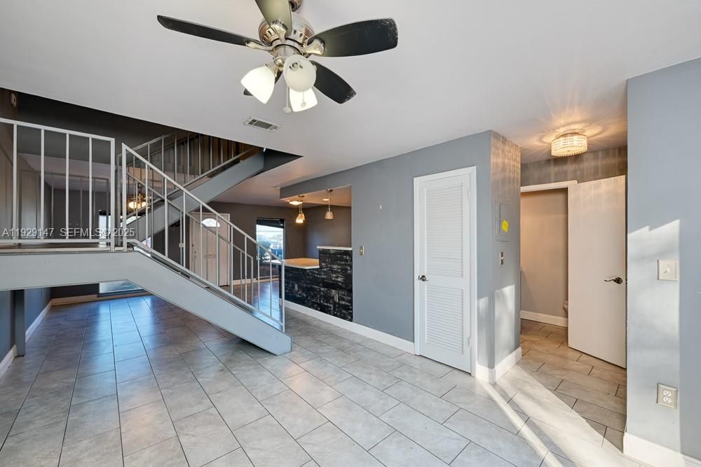 For Sale: $166,450 (3 beds, 2 baths, 1224 Square Feet)