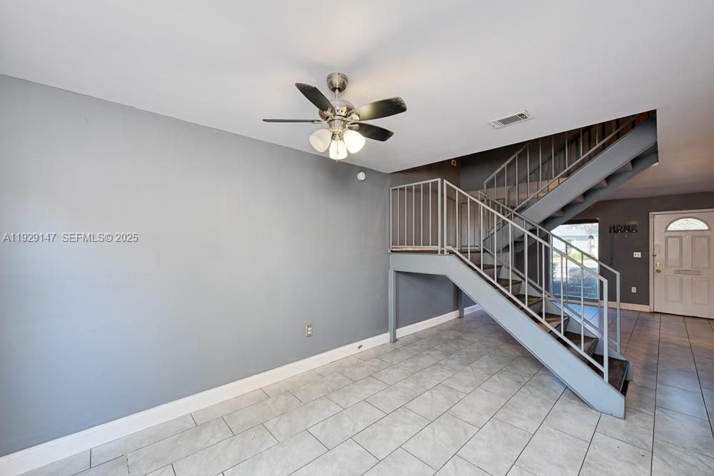 For Sale: $166,450 (3 beds, 2 baths, 1224 Square Feet)