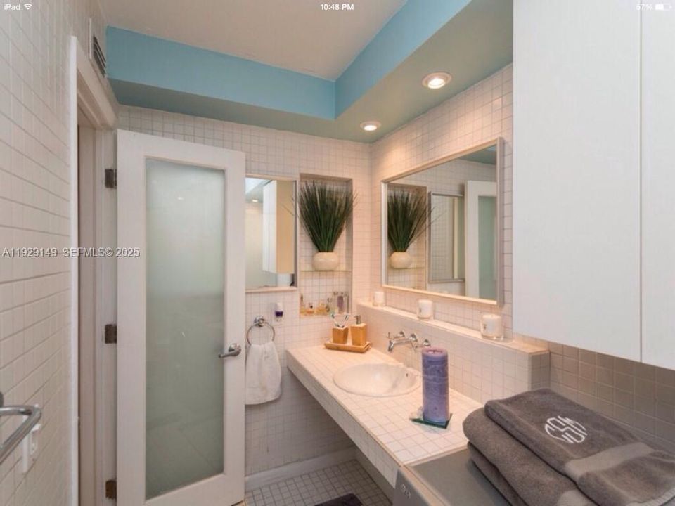 В аренду: $2,350 (1 спален, 1 ванн, 748 Квадратных фут)