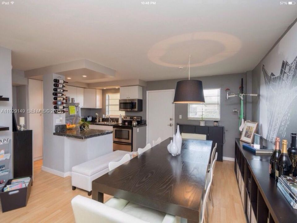 В аренду: $2,350 (1 спален, 1 ванн, 748 Квадратных фут)