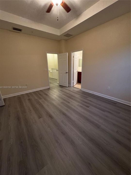 For Rent: $3,000 (3 beds, 2 baths, 1872 Square Feet)