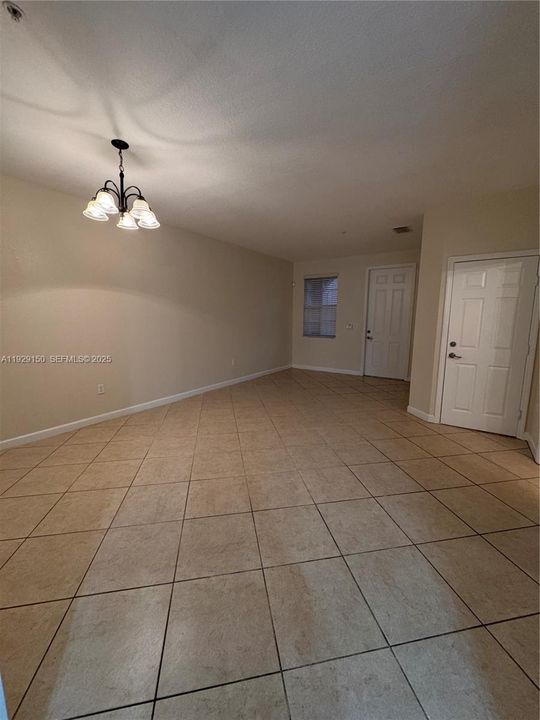 For Rent: $3,000 (3 beds, 2 baths, 1872 Square Feet)