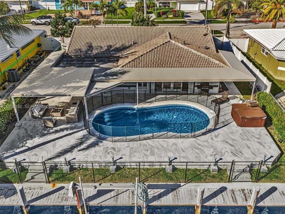 For Rent: $6,950 (4 beds, 3 baths, 1780 Square Feet)