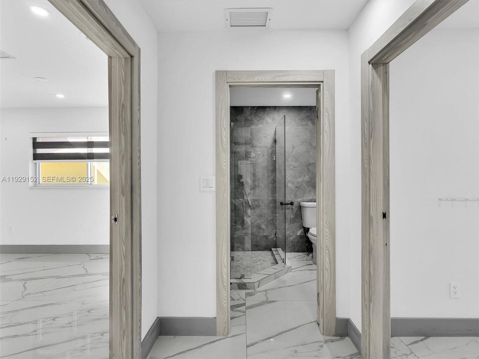 For Rent: $6,950 (4 beds, 3 baths, 1780 Square Feet)