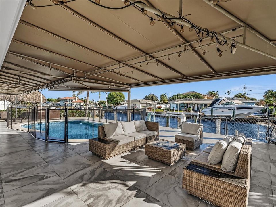 For Rent: $6,950 (4 beds, 3 baths, 1780 Square Feet)